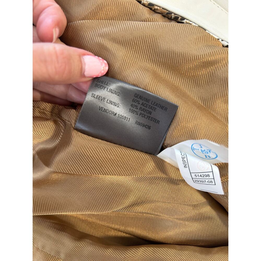 Wilsons Leather Womens Medium Jacket with Camel Lining and Snake Skin Pockets XC - Picture 9 of 16